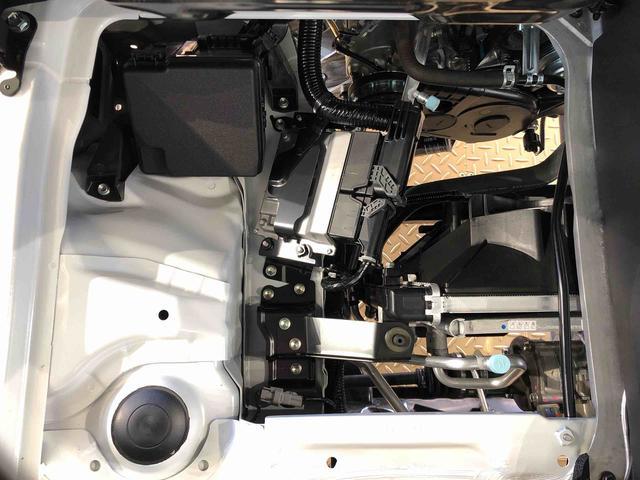 ハイゼットトラック スタンダード　４ＷＤ　マニュアルエアコン　パワステ　タイミングチェーン　ラジオデッキ　手動ドアミラー　手動ウィンドウ　衝突被害軽減システム　横滑り防止機能　アイドリングストップ　ＡＢＳ（19枚目）