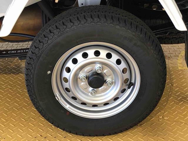 ハイゼットトラック スタンダード　４ＷＤ　マニュアルエアコン　パワステ　タイミングチェーン　ラジオデッキ　手動ドアミラー　手動ウィンドウ　衝突被害軽減システム　横滑り防止機能　アイドリングストップ　ＡＢＳ（24枚目）