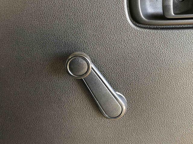 ハイゼットトラック スタンダード　４ＷＤ　マニュアルエアコン　パワステ　タイミングチェーン　ラジオデッキ　手動ドアミラー　手動ウィンドウ　衝突被害軽減システム　横滑り防止機能　アイドリングストップ　ＡＢＳ（34枚目）