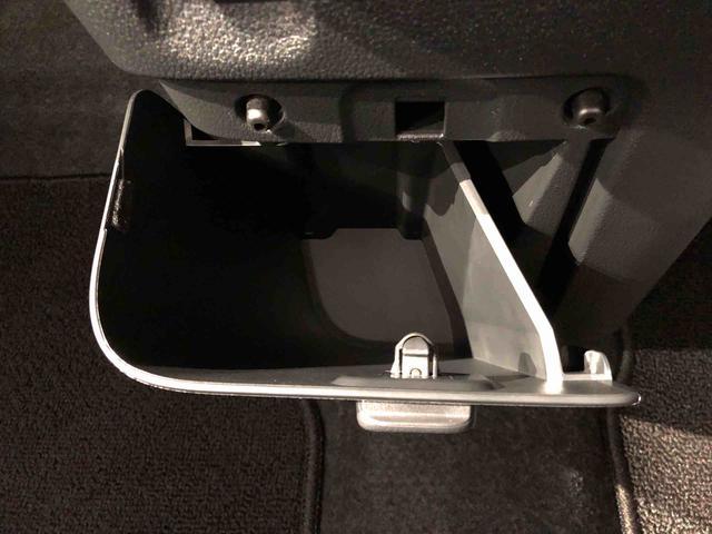 ムーヴキャンバス セオリーＧターボ　４ＷＤ　ターボ　　両側電動スライドドア　オートライト　衝突被害軽減システム　横滑り防止機能　シートヒーター　プッシュスタート　スマートキー　オートエアコン　アイドリングストップ　ＡＢＳ　新品ナビ（55枚目）