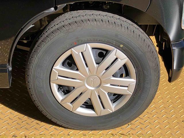 �X�^�C���b�V���ȃf�U�C���̃z�C�[���L���b�v