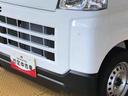 死角になりやすい左右方向の障害物をブザーで知らせてくれるコーナーセンサー搭載