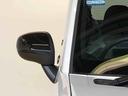 便利な電動格納ミラー付きです