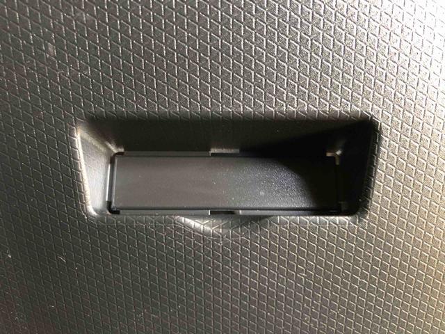 タント カスタムＲＳリミテッド　２ＷＤ　ターボ　シートヒーター　両側電動スライドドア　アイドリングストップ　プッシュスタート　スマートキー　衝突被害軽減システム　横滑り防止機能　オートライト　オートエアコン　ＡＢＳ　新品ナビ（57枚目）