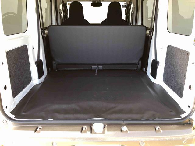 ハイゼットカーゴ ＤＸ　４ＷＤ　ＡＭ／ＦＭラジオ　　マニュアルエアコン　パワーステアリング　パワードアロック　キーレスエントリー　衝突被害軽減システム　横滑り防止機能　アイドリングストップ　オートライト　ＡＢＳ（20枚目）