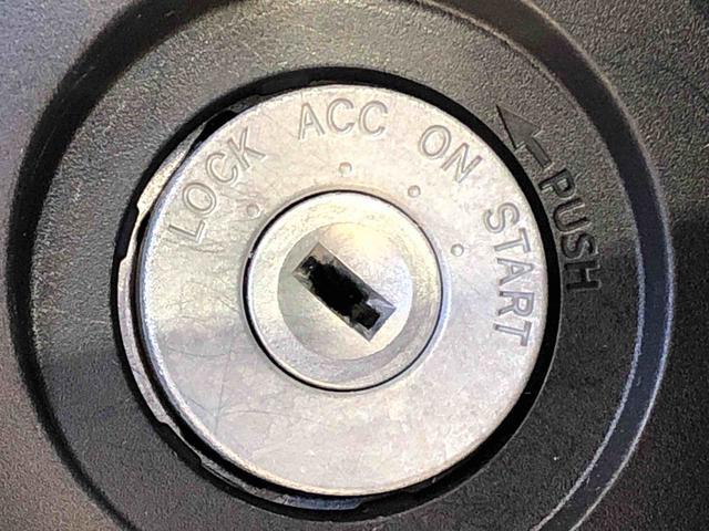 ハイゼットカーゴ ＤＸ　４ＷＤ　ＡＭ／ＦＭラジオ　　マニュアルエアコン　パワーステアリング　パワードアロック　キーレスエントリー　衝突被害軽減システム　横滑り防止機能　アイドリングストップ　オートライト　ＡＢＳ（35枚目）