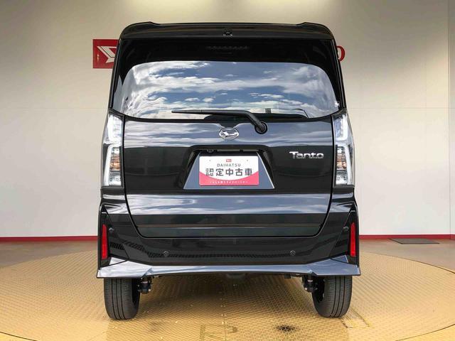 タント カスタムRS 4WD ターボ シートヒーター 両側電動スライドドア アイドリングストップ プッシュスタート スマートキー 衝突被害軽減システム 横滑り防止機能 オートライト オートエアコン ABS(5枚目)