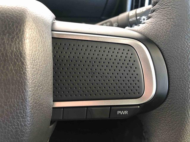 タント カスタムRS 4WD ターボ シートヒーター 両側電動スライドドア アイドリングストップ プッシュスタート スマートキー 衝突被害軽減システム 横滑り防止機能 オートライト オートエアコン ABS(60枚目)