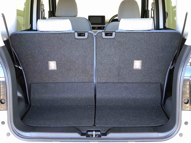 ムーヴキャンバス ストライプスＧ　４ＷＤ　両側電動スライドドア　オートライト　衝突被害軽減システム　横滑り防止機能　プッシュスタート　スマートキー　オートエアコン　パワーウインドウ　電動格納ドアミラー　アイドリングストップ　　新品ナビ（20枚目）