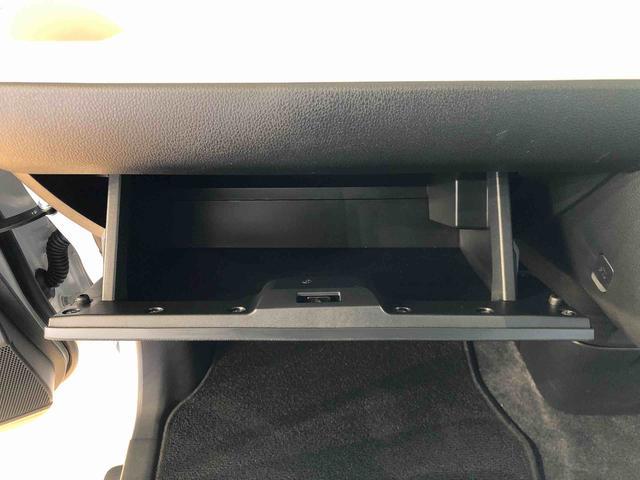 ムーヴキャンバス ストライプスＧ　４ＷＤ　両側電動スライドドア　オートライト　衝突被害軽減システム　横滑り防止機能　プッシュスタート　スマートキー　オートエアコン　パワーウインドウ　電動格納ドアミラー　アイドリングストップ　　新品ナビ（40枚目）