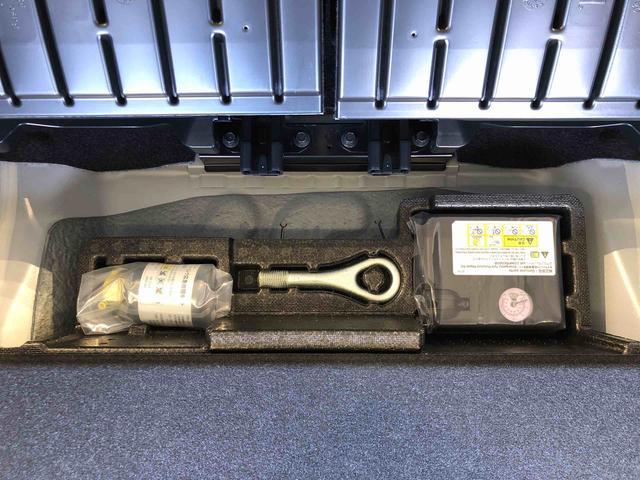 ムーヴキャンバス ストライプスＧ　４ＷＤ　両側電動スライドドア　オートライト　衝突被害軽減システム　横滑り防止機能　プッシュスタート　スマートキー　オートエアコン　パワーウインドウ　電動格納ドアミラー　アイドリングストップ　　新品ナビ（43枚目）