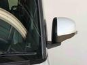 便利な電動格納ミラー付きです