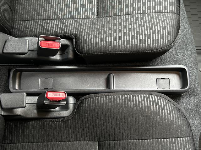 ハイゼットカーゴ クルーズ　登録済み未使用車　保証　新車保証・まごころ保証　１年間・走行距離無制限付き（26枚目）