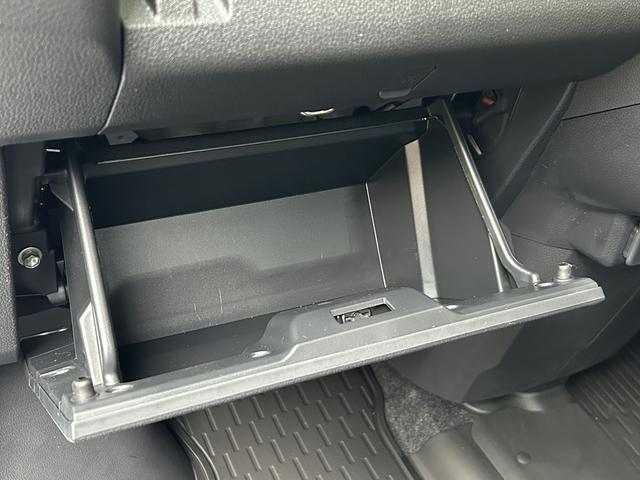 ハイゼットカーゴ クルーズ　登録済み未使用車　保証　新車保証・まごころ保証　１年間・走行距離無制限付き（30枚目）