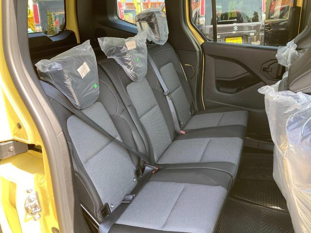 カングー クレアティフ　試乗車　ルノー沖縄サテライト店（15枚目）