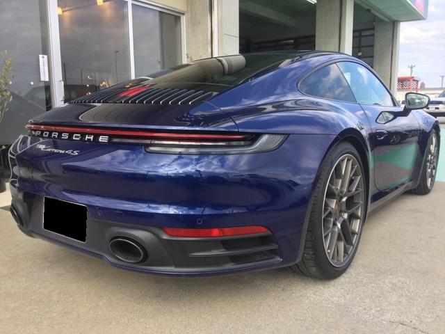 ９１１カレラ４Ｓ　ＰＣＣＢ　スポーツクロノ　スポーツエグゾースト　２０／２１ＲＳスパイダーホイール　ＬＥＤマトリックスライト　アダプティブクルーズ　１８ｗａｙ電動スポーツシート　ＢＯＳＥサウンド(6枚目)