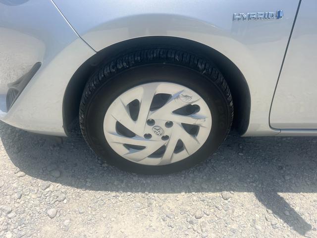 アクア 　キーレス　アイドリングストップ　電動格納ミラー　衝突安全ボディ　禁煙車　ＡＢＳＢｌｕｅｔｏｏｔｈ付き　バックカメラ（17枚目）