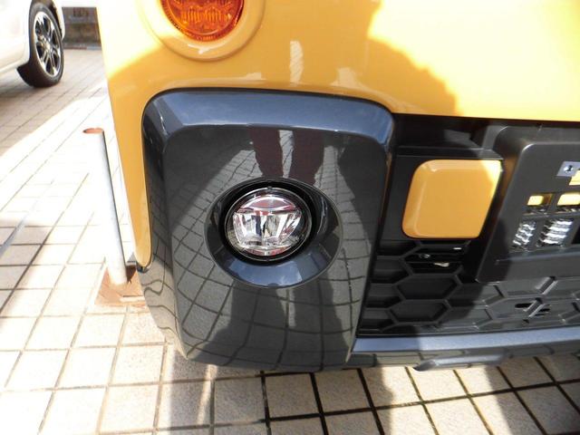 ハイブリッドXZ 新車・展示車(45枚目)