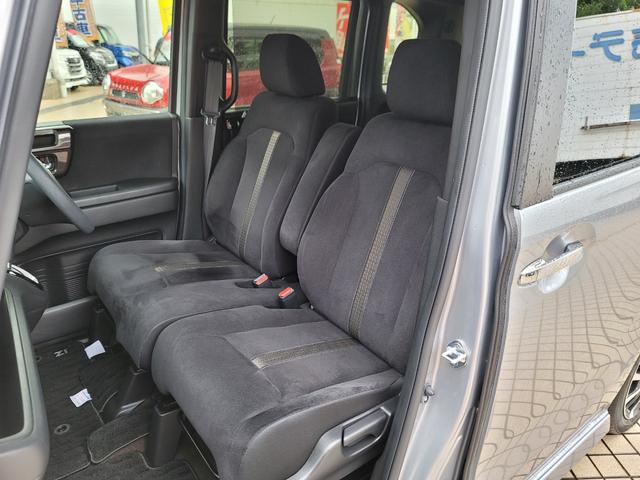 G・Lホンダセンシング 純正ナビ/フルセグTV/CD/DVD/Bluetooth/バックカメラ/ETC車載器/片側パワースライドドア(17枚目)
