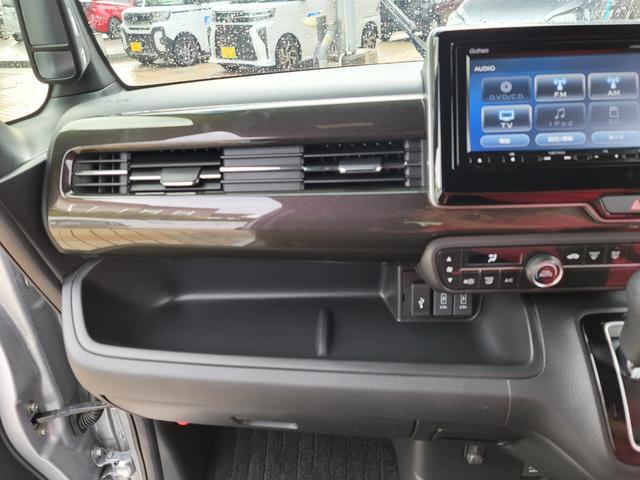G・Lホンダセンシング 純正ナビ/フルセグTV/CD/DVD/Bluetooth/バックカメラ/ETC車載器/片側パワースライドドア(33枚目)