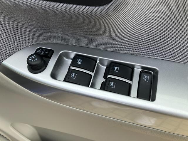 キャスト スタイルＧ　リミテッド　ＳＡＩＩＩ　衝突安全ボディ　ブルートゥース　エアバッグ　ＥＳＣ　地デジＴＶ　Ｉストップ　パワーステアリング　Ｂカメラ　スマートキ　盗難防止装置　エアコン　ＬＥＤランプ　キーレス　ＡＢＳ　前席シートヒーター　ＤＶＤ（22枚目）