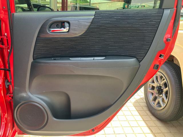 後部座席右ドア