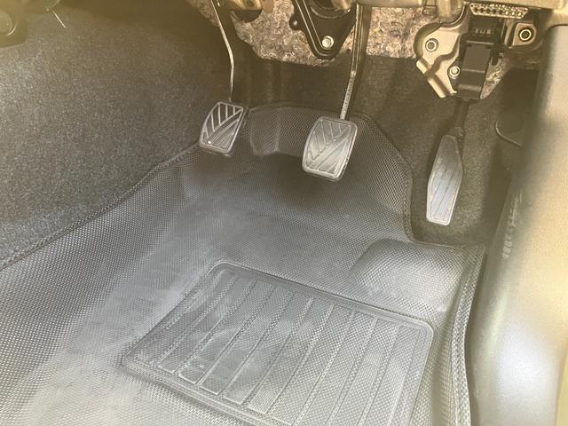 ジムニー ＸＬ　電格ドアミラー　キーレススタートシステム　スマートキー＆プッシュスタート　助手席エアバッグ　パートタイム４ＷＤ　セキュリティ　エアバック　横滑り防止機能　パワーウィンドウ　フルオートエアコン　ＡＢＳ（43枚目）