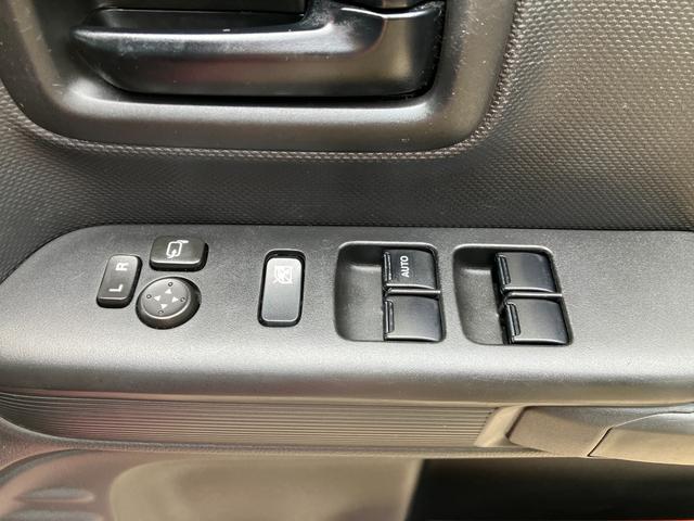 運転席側ドアボタン群