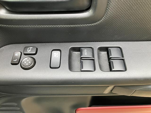 運転席側ドアボタン群