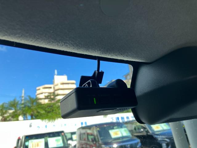 ドライブレコーダー付いています