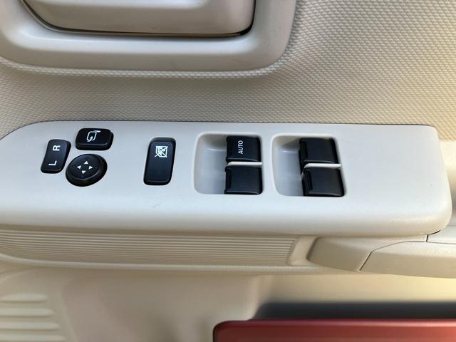 運転席側ドアボタン群