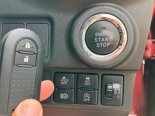 スマートキー、衝突軽減システム、オートマチックハイビーム、アイドリングストップ