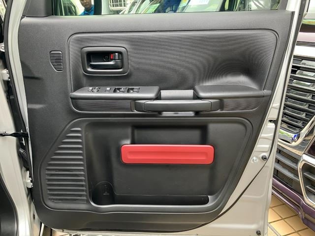 フレアワゴン ハイブリッドＸＳ　衝突軽減ブレーキサポート　ＵＳＢ接続　バックセンサー　スマートキープッシュスタート　オートハイビーム　ナビＴＶ　Ａストップ　ドライブレコーダー　盗難防止装置　フルフラット　シートヒータ　地デジ　ＤＶＤ（18枚目）