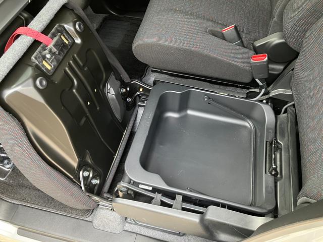 フレアワゴン ハイブリッドＸＳ　衝突軽減ブレーキサポート　ＵＳＢ接続　バックセンサー　スマートキープッシュスタート　オートハイビーム　ナビＴＶ　Ａストップ　ドライブレコーダー　盗難防止装置　フルフラット　シートヒータ　地デジ　ＤＶＤ（26枚目）