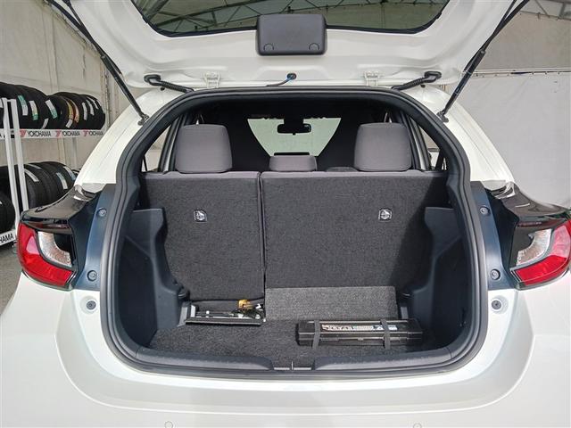 ヤリス X メモリーナビ ミュージックプレイヤー接続可 バックカメラ 衝突被害軽減システム ETC(18枚目)