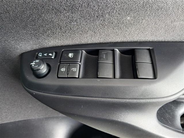 ヤリス X メモリーナビ ミュージックプレイヤー接続可 バックカメラ 衝突被害軽減システム ETC(37枚目)