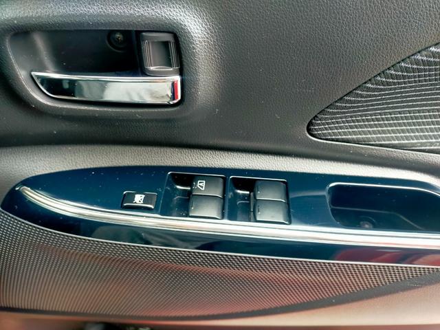 パワーウィンドウ２年間保証ですので安心です。