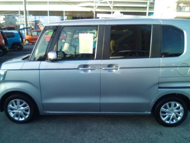 バッテリー交換　エンジンオイル　フィルター交換　ブレーキオイル交換ワイパーブレード交換させて頂きます。２年間保証ですので安心です。