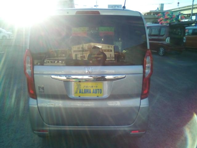 買って頂いたその日から、必要な方には代車を手配致します。当然無料で。