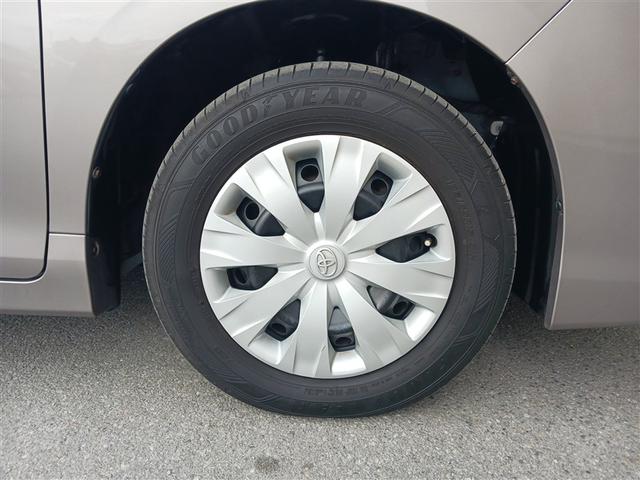 ヴォクシー Ｘ　メモリーナビ　ミュージックプレイヤー接続可　バックカメラ　衝突被害軽減システム　ＥＴＣ　両側電動スライド　ＬＥＤヘッドランプ　乗車定員８人　３列シート　アイドリングストップ（10枚目）