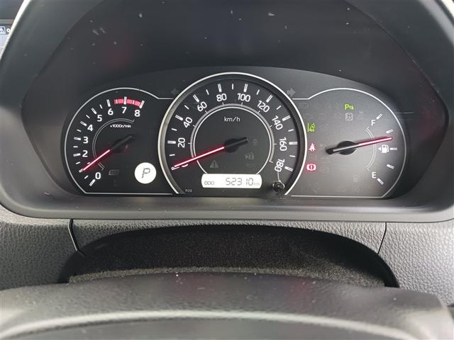 ヴォクシー Ｘ　メモリーナビ　ミュージックプレイヤー接続可　バックカメラ　衝突被害軽減システム　ＥＴＣ　両側電動スライド　ＬＥＤヘッドランプ　乗車定員８人　３列シート　アイドリングストップ（27枚目）