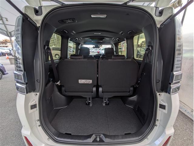 ヴォクシー ハイブリッドＺＳ　煌ＩＩ　フルセグ　メモリーナビ　ＤＶＤ再生　ミュージックプレイヤー接続可　後席モニター　バックカメラ　衝突被害軽減システム　ＥＴＣ　ドラレコ　両側電動スライド　ＬＥＤヘッドランプ　乗車定員７人　３列シート（7枚目）