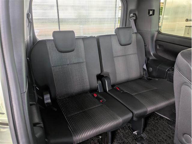 ヴォクシー ハイブリッドＺＳ　煌ＩＩ　フルセグ　メモリーナビ　ＤＶＤ再生　ミュージックプレイヤー接続可　後席モニター　バックカメラ　衝突被害軽減システム　ＥＴＣ　ドラレコ　両側電動スライド　ＬＥＤヘッドランプ　乗車定員７人　３列シート（10枚目）