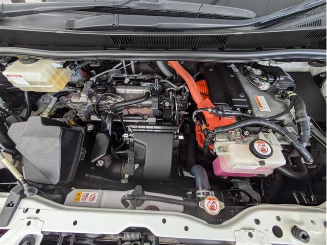 ヴォクシー ハイブリッドＺＳ　煌ＩＩ　フルセグ　メモリーナビ　ＤＶＤ再生　ミュージックプレイヤー接続可　後席モニター　バックカメラ　衝突被害軽減システム　ＥＴＣ　ドラレコ　両側電動スライド　ＬＥＤヘッドランプ　乗車定員７人　３列シート（32枚目）