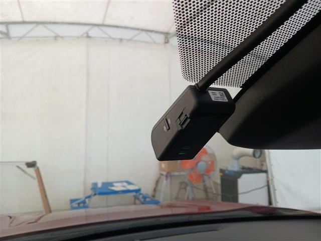 ヤリスクロス ハイブリッドＺ　メモリーナビ　ミュージックプレイヤー接続可　バックカメラ　衝突被害軽減システム　ＥＴＣ　ドラレコ　ＬＥＤヘッドランプ（35枚目）