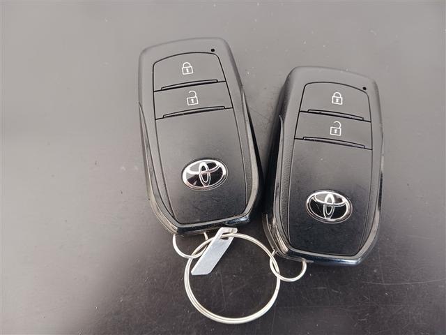 ヤリスクロス ハイブリッドＺ　メモリーナビ　ミュージックプレイヤー接続可　バックカメラ　衝突被害軽減システム　ＥＴＣ　ドラレコ　ＬＥＤヘッドランプ（38枚目）