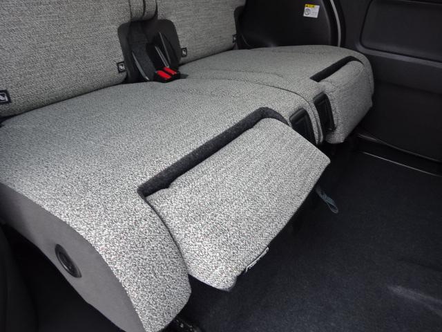 スペーシア ハイブリッドＸ　走行２千キロ　レーダーブレーキサポート　フロアマット　ワイドバイザー　サビ止め施工付き　ＬＥＤヘッドライト　両側パワースライドドア　前後クリアランスソナー　リアサーキュレーター　後席オットマン（18枚目）
