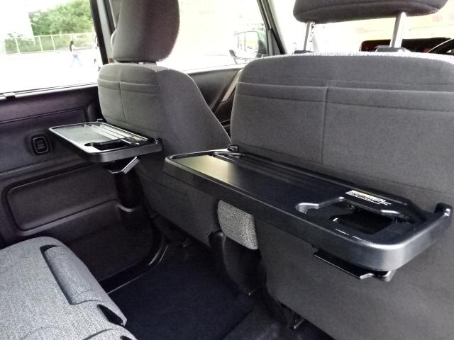 スペーシア ハイブリッドX 走行4千キロ レーダーブレーキサポート フロアマット ワイドバイザー サビ止め施工付き LEDヘッドライト 両側パワースライドドア 前後クリアランスソナー リアサーキュレーター 後席オットマン(17枚目)