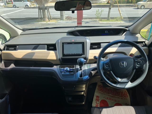 まったく同じお車に出会うことはもう出来ません！少しでも気になるお車がありましたら、メールでもお電話でもいいのでお問い合わせ下さい♪