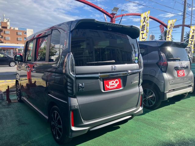 ユーザー直接仕入れの為、点検整備の履歴はもちろん旧オーナー様の使用状況や保管状態などの情報も伝えることが出来ます。出処やメンテナンスの不明な中古車には不安が残りますが、カーリンクは安心感が違います！